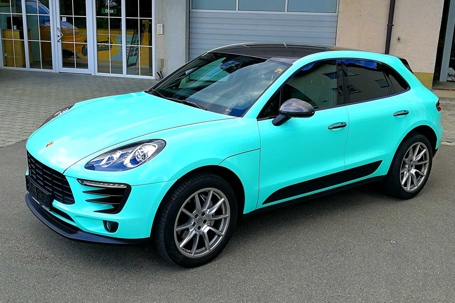 09SeiteBeklebt_Ref_Fahrzeug